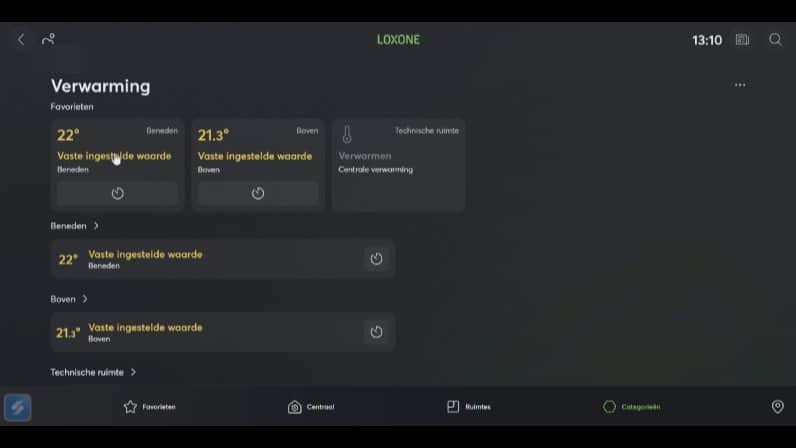 Loxone-app met de verwarming per verdieping.